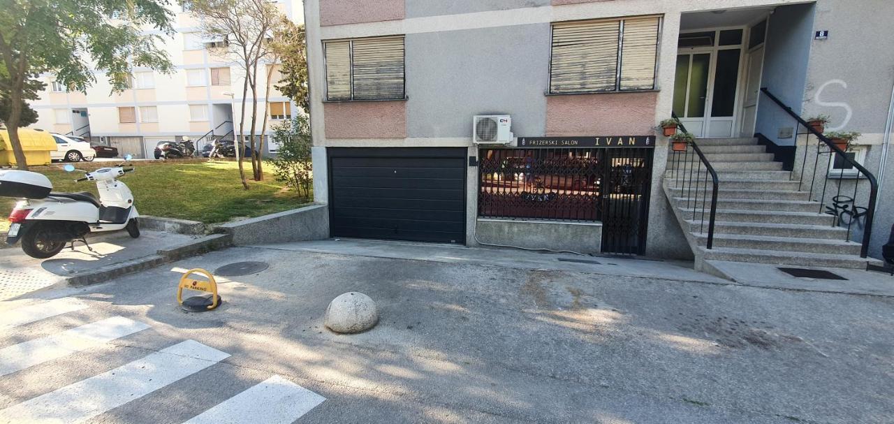 Apartment Rosie Split Exterior photo